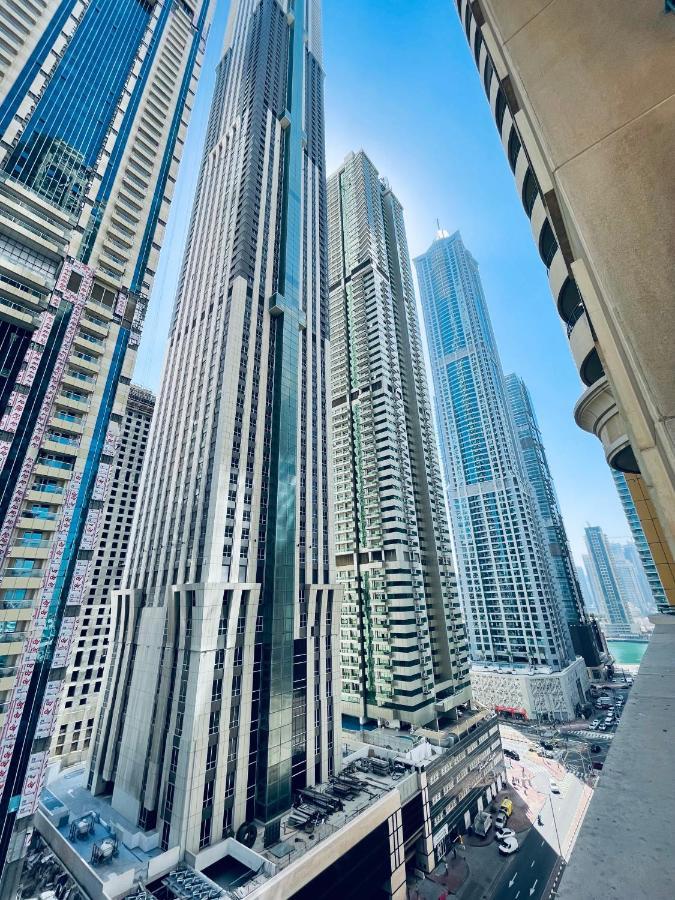 Апартаменты Awesome 1Br In Dubai Marina Экстерьер фото